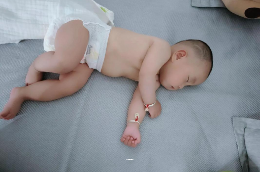 白银1岁宝宝可以吃盐吗